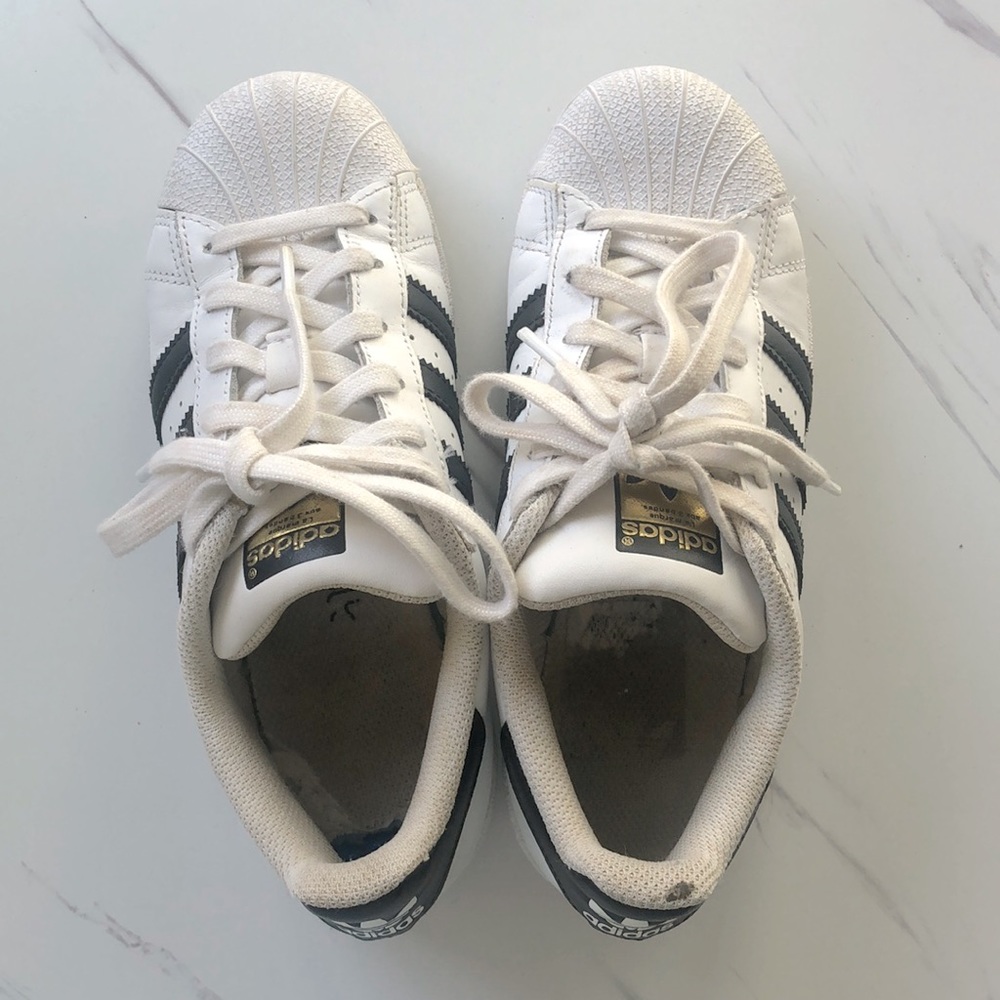 Adidas Superstar Sneakers